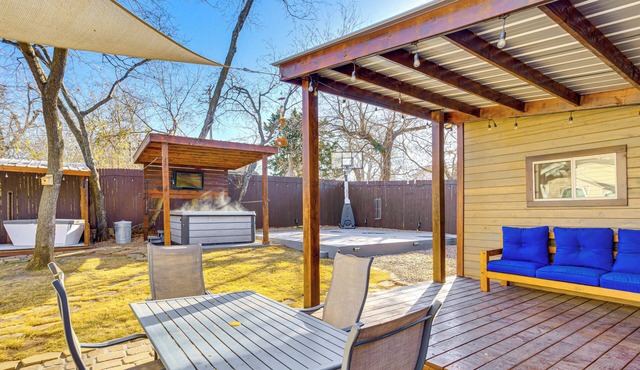 Sauna, Hot Tub & Cold Plunge: Oklahoma City Home!