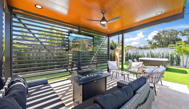 Sauna Hottub Putting Green 7 Mins to Beach