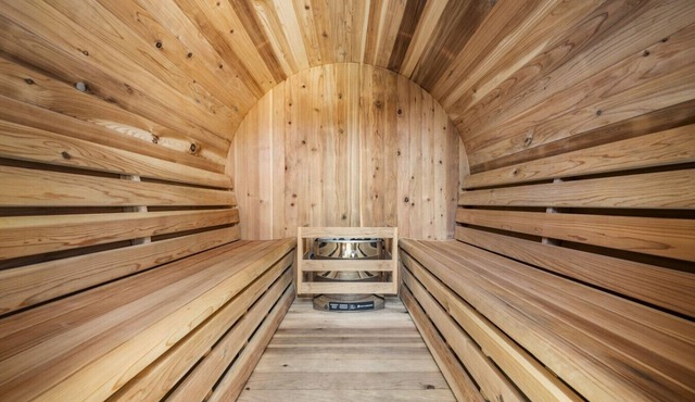 SAUNA + ICE BATH! - Your Health Retreat Escape