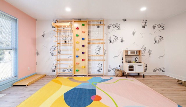 Sauna~IndoorPlayArea~GameRoom~FirePit~23miZoo~SpookyNook~KingsIsland~VOA~BigYard