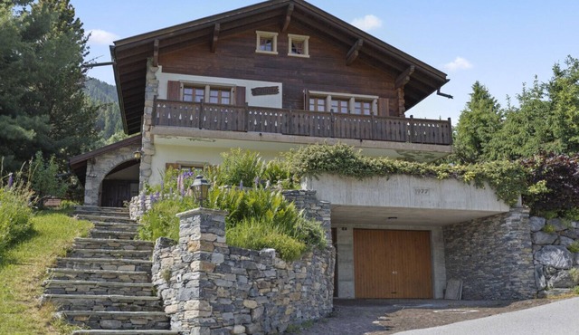 Sauna, nature & parking privé - Chalais, 10 pers