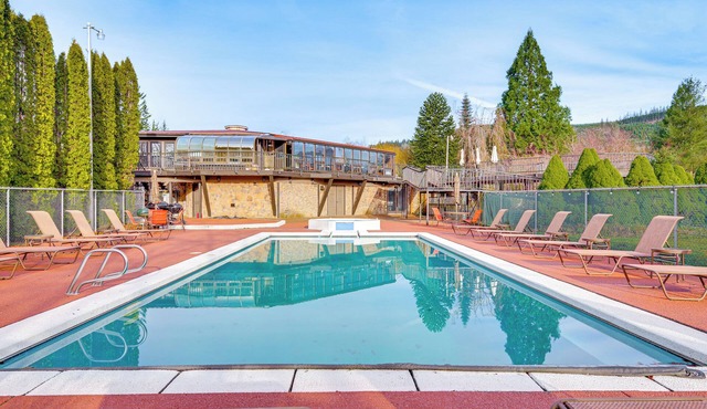 Sauna, Pickleball Court & Game Room: Sultan Villa!