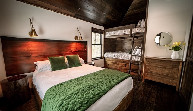 Sauna, Walk to Village, Hiking & Private Chef Available