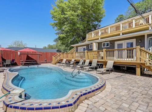 Savannah Historic Center Condo 2bd15bth