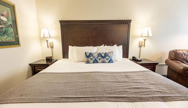 Savannah House Hotel