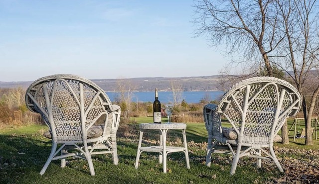 Savannah House Wine Country Inn & Cottages