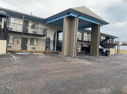 Savannah Lodge