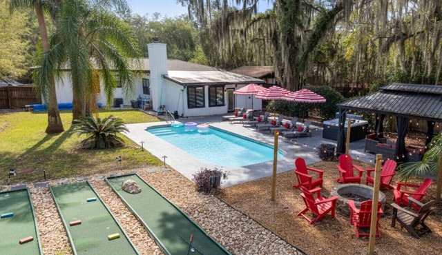 Savannah Lux -Htd Pool, Ht Tub, Mini Golf, Firepit