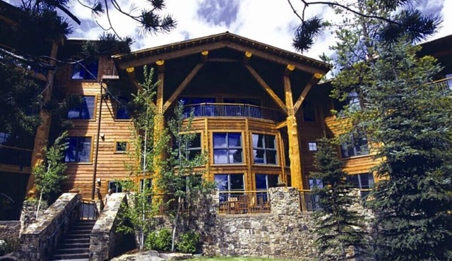 Save 50% - Luxurious 3 Bedroom Condo at The Teton Club, right in Teton Village