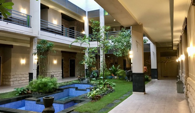 Savita Garden Inn