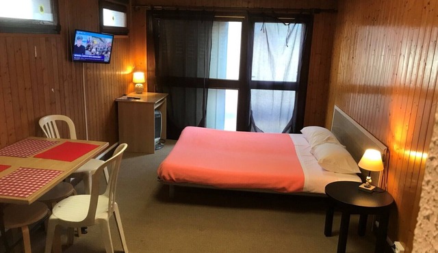 SAVOIE HOTEL * * * AT THE GATES OF GENEVA