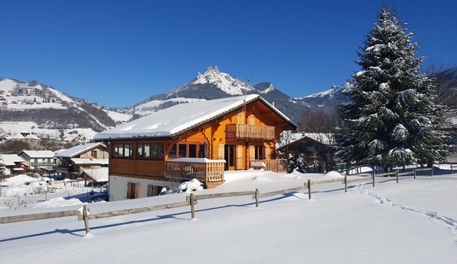 Savoyard 3 * studio in chalet between lakes and mountains