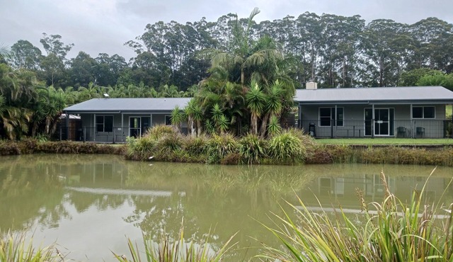 Sawtell Hinterland Retreat .Rural , peaceful living ,close to everything !