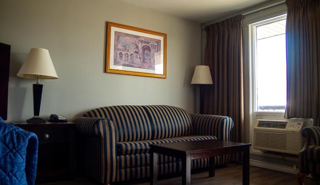 Saxony Motel