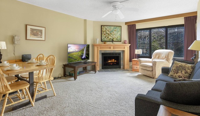 SC 5114 - Your inviting summer retreat w/pool for a great getaway!