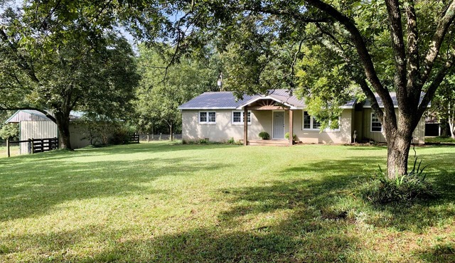 SC Farmstead Cottage with modern amenities and farm views