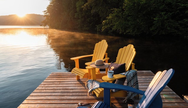 Scandi Wellness Getaway for 2 w/Hot Tub | Sauna | Lake
