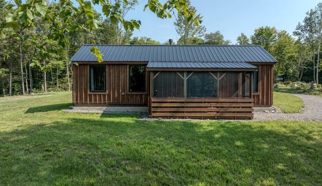 Scandinavian-Style Cottage Fully Equipped in Vermont