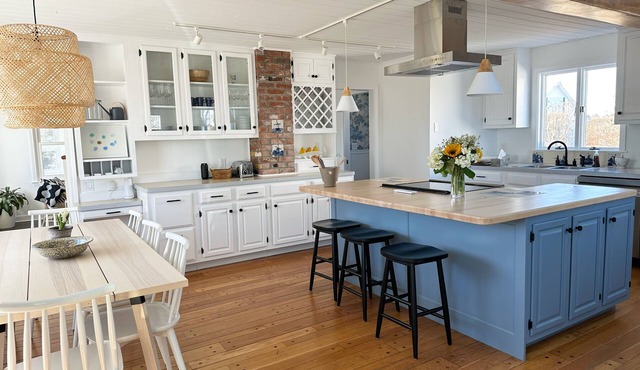 Scandinavian-Style Beach Cottage