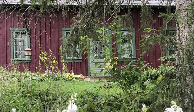 Scandinavian Timber-frame Cottage with Hiking Trails in Decorah