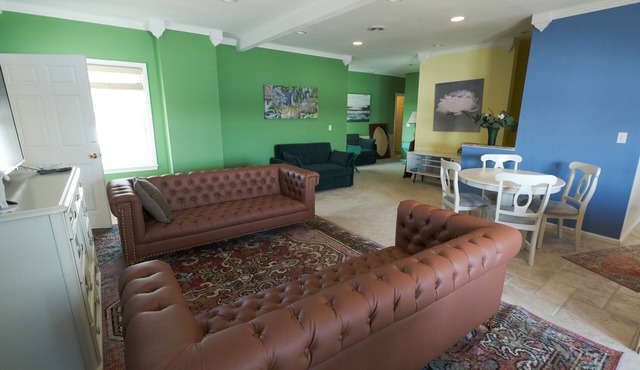 Scenic 2 bed, 1.5 bath condo with river views on St. Clair River - U2
