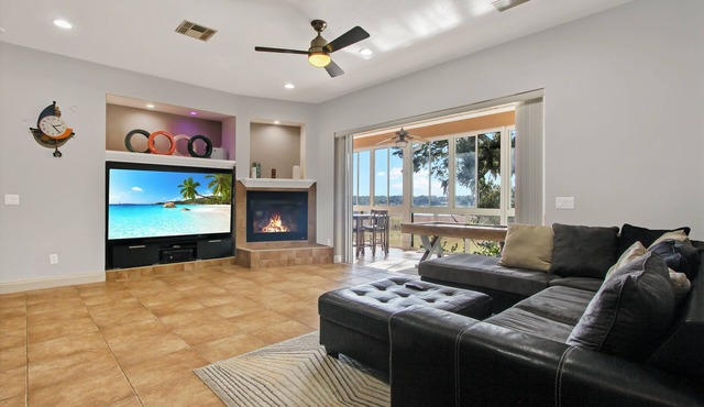 Scenic 3-bedroom house in lovely Apopka with AC, WiFi and beautiful natural view