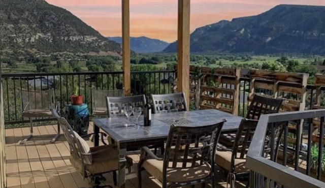 Scenic 5BR Retreat w/Epic Views 5 Min to Durango