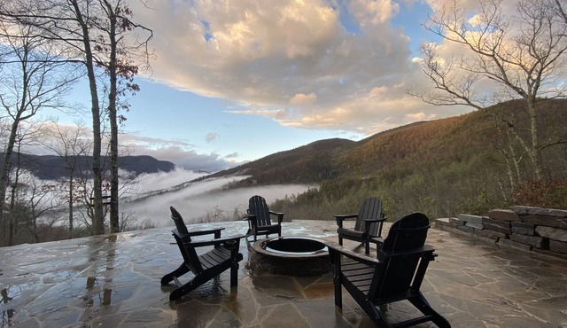 Scenic 7-acre mountain home, seasonal waterfall view, EV charger, dog friendly!