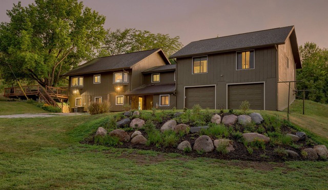 Scenic and Secluded Acreage Just outside of Omaha