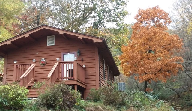 Scenic cabin near Hungry Mother, Mount Rogers, and Grayson Highlands Parks