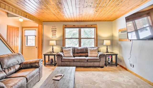 Scenic Cottage in the Woods - Near Leech Lake