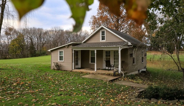 Scenic Country Cottage on 14 Pastoral Acres Next to Covered Bridge Lititz Pa