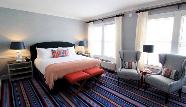 Scenic Downtown Retreat w/Complimentary Breakfast | Near Kennebunk Beach