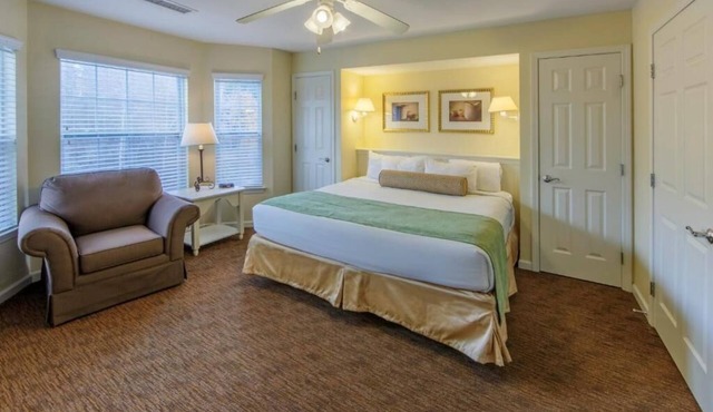 Scenic Escape: Full Kitchen, Pools, Game Room & Outdoor Fun