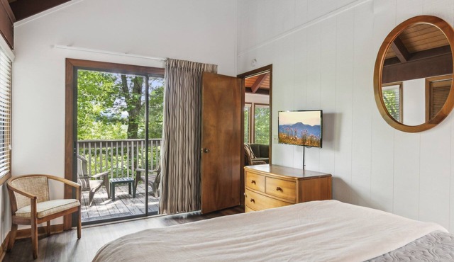 Scenic Getaway in Jasper Mountains