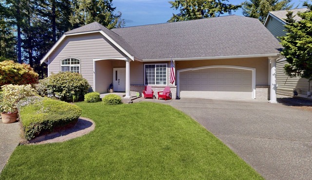 Scenic Golf Course Retreat in McCormick Woods – A Golfer’s Paradise