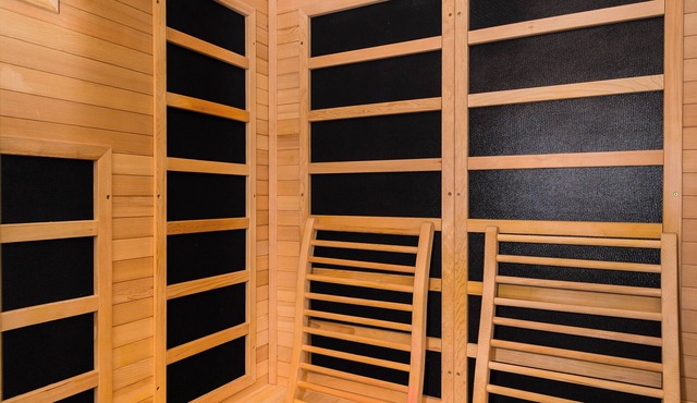 Scenic Kettle River Cabin - Hike, Sauna, Kayaks & More-Your Next Retreat Awaits!