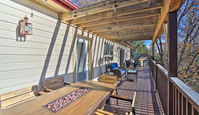 Scenic Lake Arrowhead Cabin Hike, Ski, Fish!