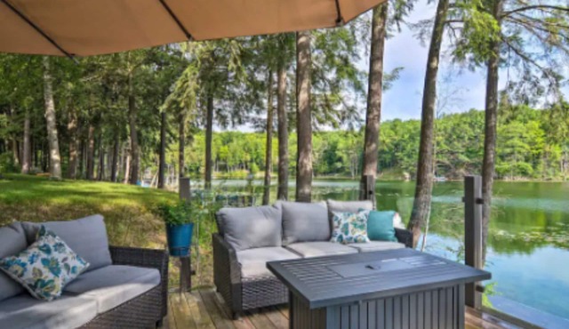 Scenic Lakefront Near Town w/Hot Tub and Lake Toys