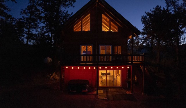 Scenic Mountain Views + Hot Tub | Sleeps 11 + Pets