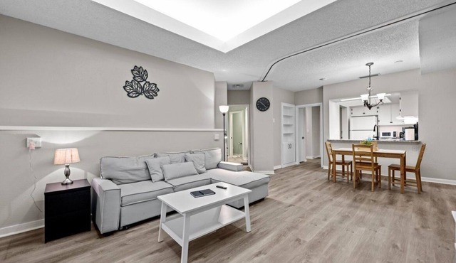 Scenic & Peaceful Condo + Quiet & Safe Gated Community😎Great For Work OR Play😎