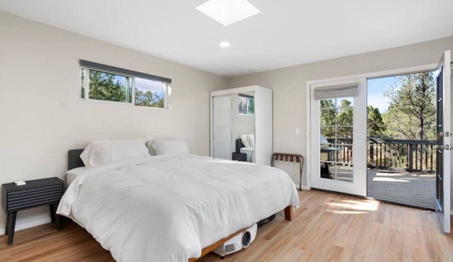 Scenic Sedona Getaway Casita - 5 minutes to Chapel, Cathedral Rock