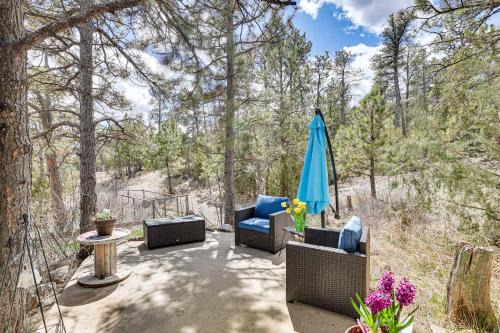 Scenic & Serene Rapid City Getaway on 1 1/2 Acres!