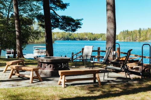 Scenic Spider Lake Beach Resort Pontoon Rentals