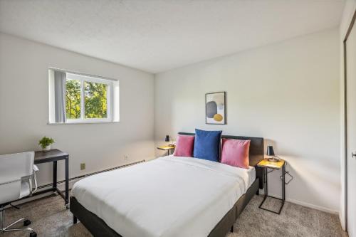 Scenic towers 3012 I Cozy & Comfy I Free Parking