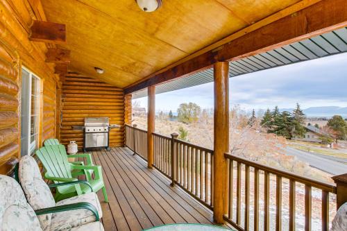 Scenic Views and Game Room Garden City Retreat!