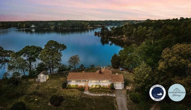 Scenic Waterfront Getaway w/ Dock, Launch Kayaks, Relax around Firepit!