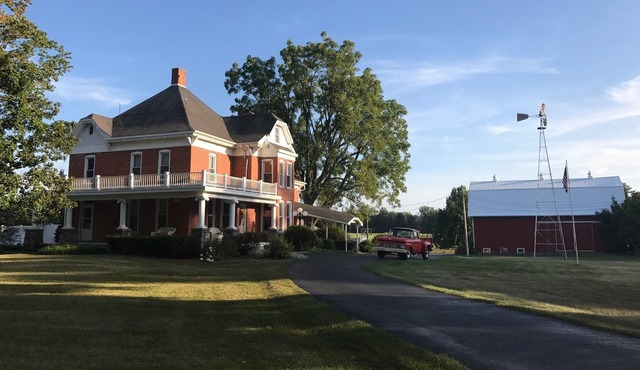SchÃ¶nbrook Farm & Inn