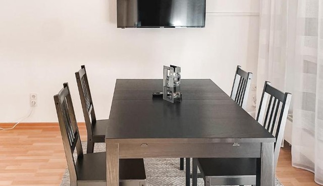 Schöne Wohnung, eigene Terrasse, privater Parkplatz, Wi-Fi, Waschmaschine, 3P in Chemnitz