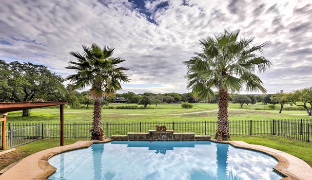 Schertz Family Home w/Pool & Golf Course View